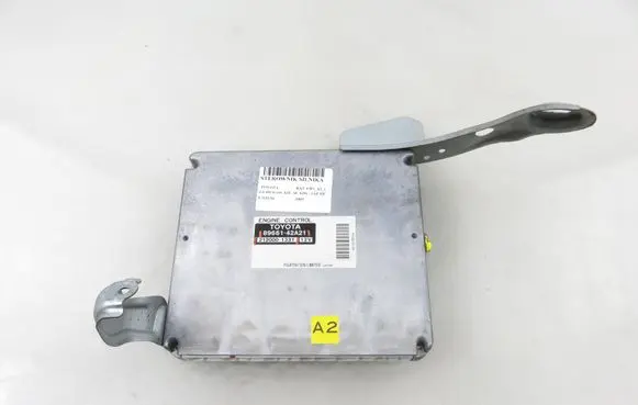 Toyota RAV 4 (XA20) Engine control unit/module 2120001331 8966142A21