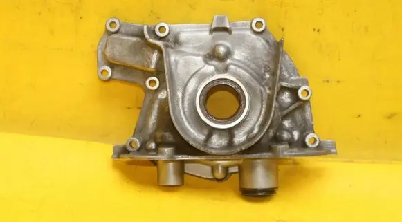 Opel Insignia A Oil pump 55566000
