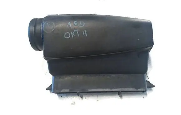 Skoda Octavia Mk2 (1Z) Air intake duct part 1K0805962E 1K0805962
