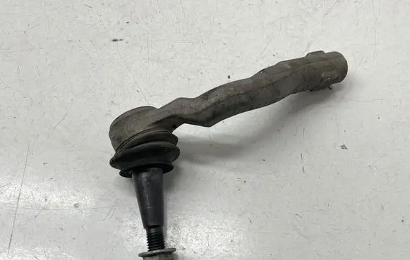 Volvo S90, V90 Steering tie rod end 31476319