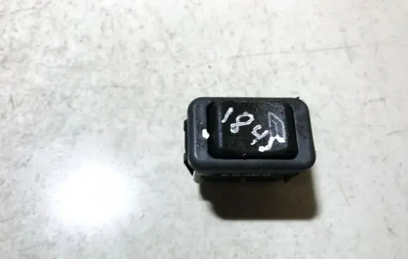 Volvo S40, V40 Electric window control switch 812660 03458028