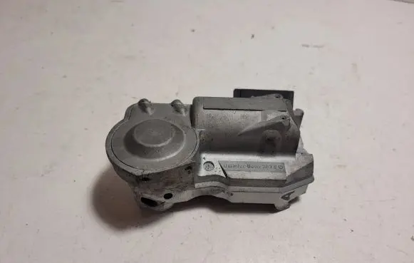 Mercedes-Benz E W211 Steering wheel lock B6122030