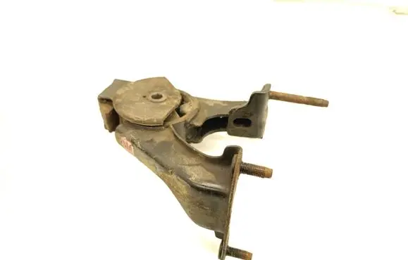 Engine mount bracket