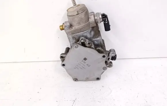 Audi A6 S6 C7 4G Fuel injection high pressure pump 06L145100F 06L127027A