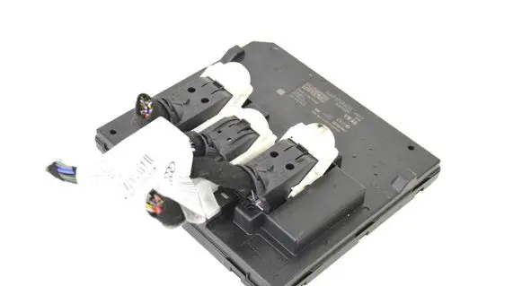 Audi Q2 - Central body control module 5Q0937084DB