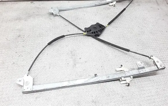 Peugeot 807 Front window lifting mechanism without motor