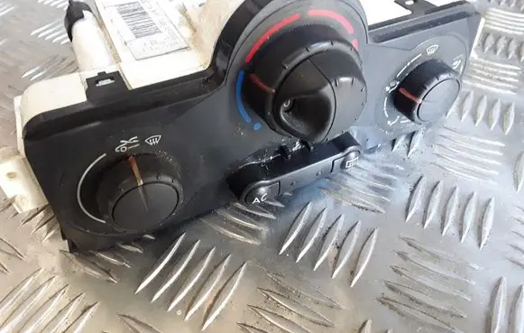 Renault Scenic II - Grand scenic II Climate control unit 69587003