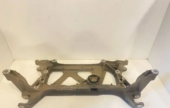 Volkswagen PASSAT B8 Front subframe 3Q0199369E