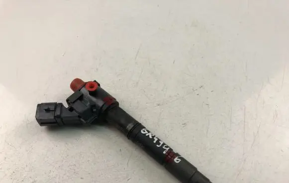 Volvo XC40 Fuel injector 305981