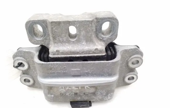 Volkswagen Golf V Engine mount bracket 1K0199555