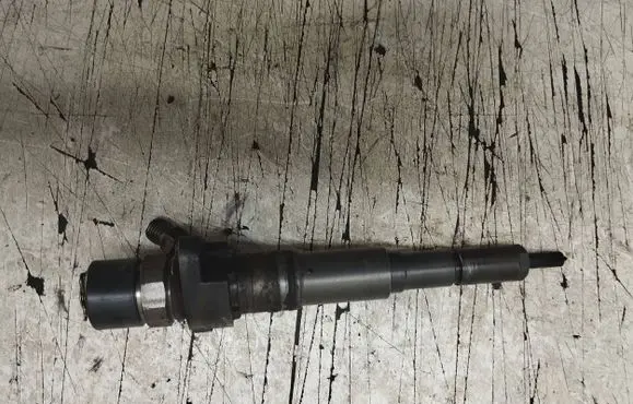 BMW X5 E53 Fuel injector 7785984