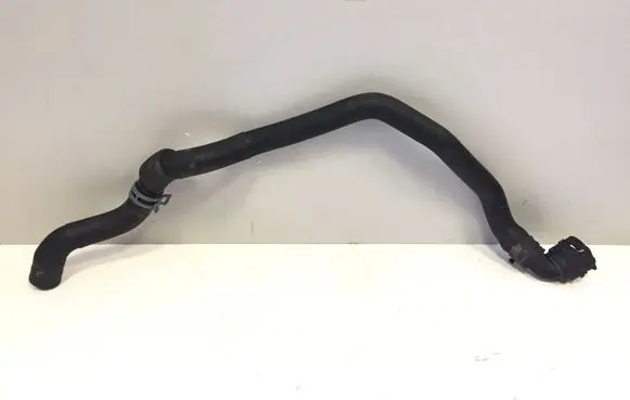 Volkswagen Tiguan Engine coolant pipe/hose 5N0122157AM