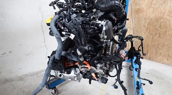 Renault Rafale Engine H5FB601