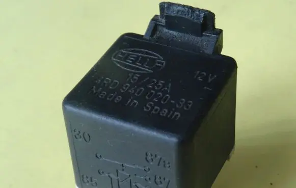 Peugeot 605 Other relay 4RD940020-33 4RD94002033 940020-33
