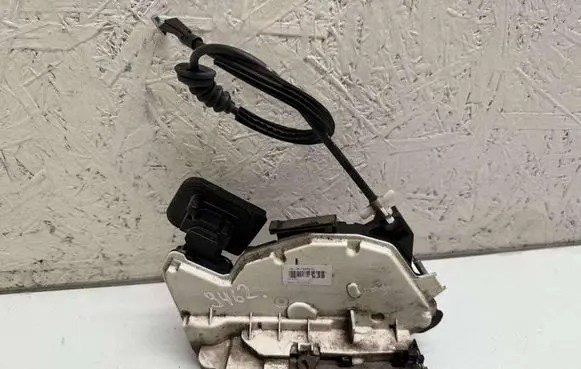 Front door lock
