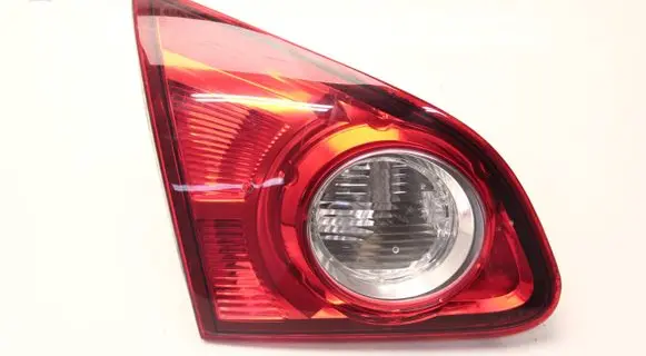 Nissan Qashqai Tailgate rear/tail lights 89071063