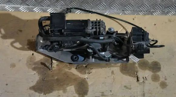 Mercedes-Benz AMG GT 4 x290 w290 Other under body part 
