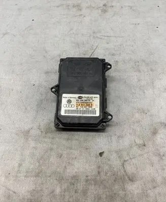 Audi A3 S3 8V Headlight ballast module Xenon 74696000