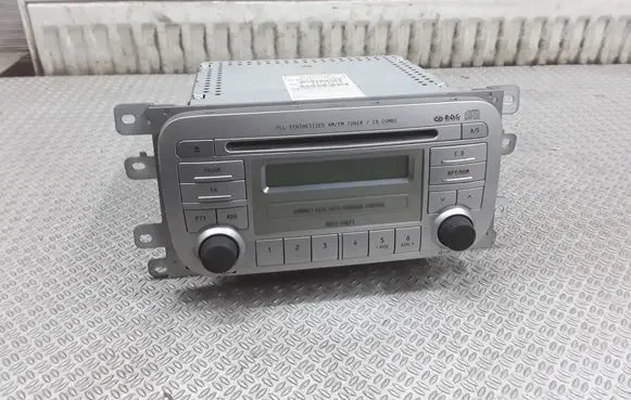 Suzuki Liana Radio/CD/DVD/GPS head unit