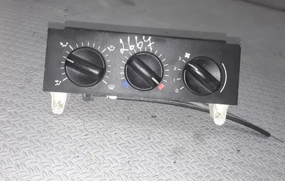 Opel Movano A Climate control unit 133761F