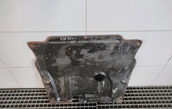Renault Scenic RX Engine splash shield/under tray