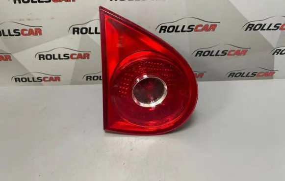 Volkswagen Golf V Tailgate rear/tail lights 1K6945093E