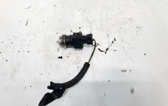 Nissan Qashqai Coolant temperature sensor 7700105087
