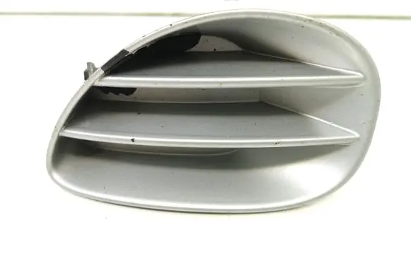 Toyota Yaris Front bumper lower grill 814820D020