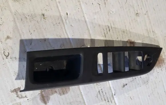 Opel Corsa F Front door window switch trim 9830172980 460029937