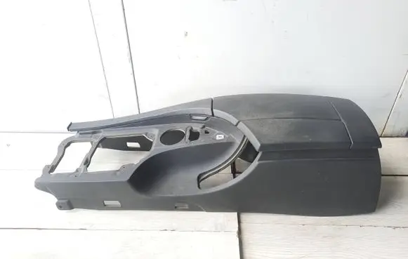 BMW 5 E60 E61 Center console 7034086