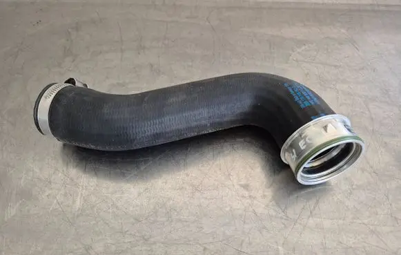Volkswagen Eos Intercooler hose/pipe 1T0145762C 1K0145832F
