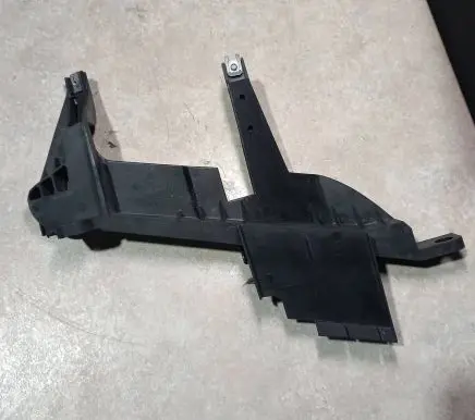 BMW X3 E83 Headlight/headlamp mounting bracket 1301073024 6939199 63126939199