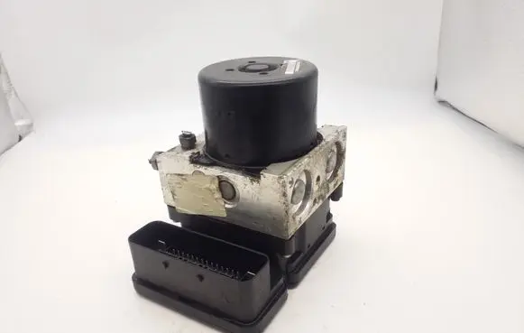Ford C-MAX II ABS Pump BV612C405AJ