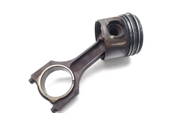 BMW 5 E60 E61 Piston with connecting rod N47D20A