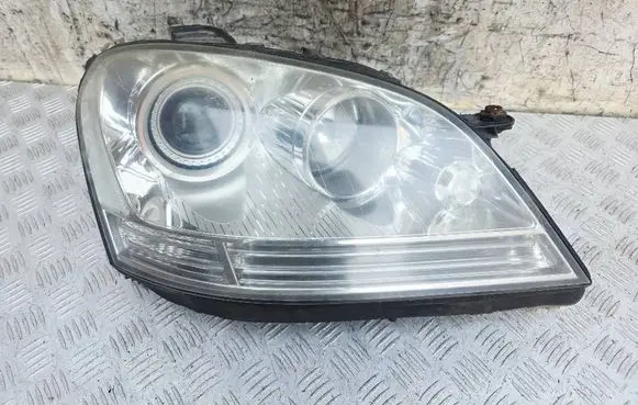 Mercedes-Benz ML W164 Headlight/headlamp 263348 73485704 15869605