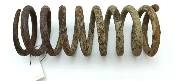 Mercedes-Benz 250 280 C CE W114 Rear coil spring