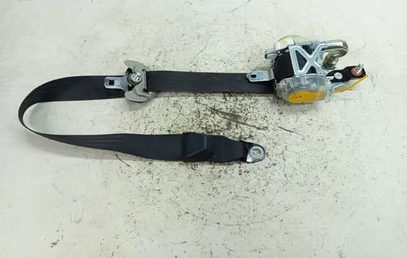 SsangYong Korando Front seatbelt 74601-34002 74602-34902