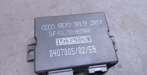 Audi A4 S4 B5 8D Parking PDC control unit/module 8D0919283