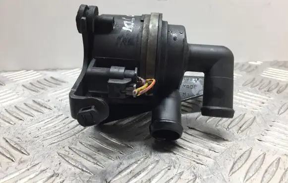 Audi A6 S6 C7 4G Electric auxiliary coolant/water pump 03L121093F V140