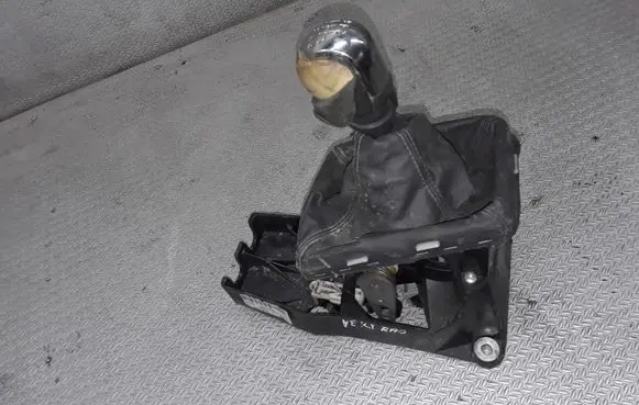 Opel Vectra C Gear shifter/selector 13106476
