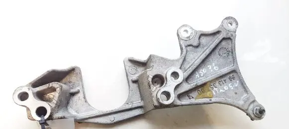 Citroen C5 Engine mounting bracket 9641335780