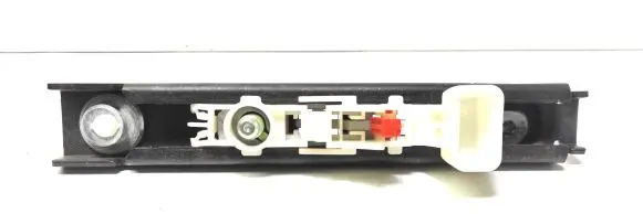 Nissan Qashqai+2 Seat belt adjustment rail 7984