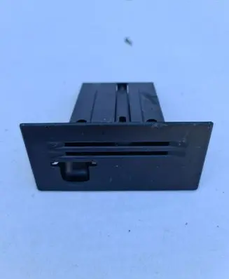 Volkswagen Golf VII Glove box