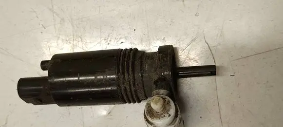 Windscreen/windshield washer pump