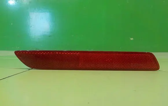 Honda CR-V Rear tail light reflector 