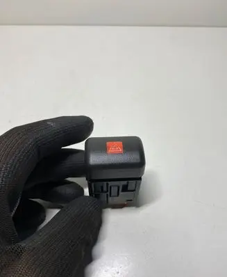 Opel Zafira A Hazard light switch 90589897 005044890504