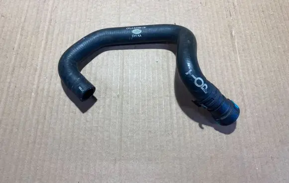 Land Rover Range Rover Sport L494 Engine coolant pipe/hose CPLA8A589CB CV1KA