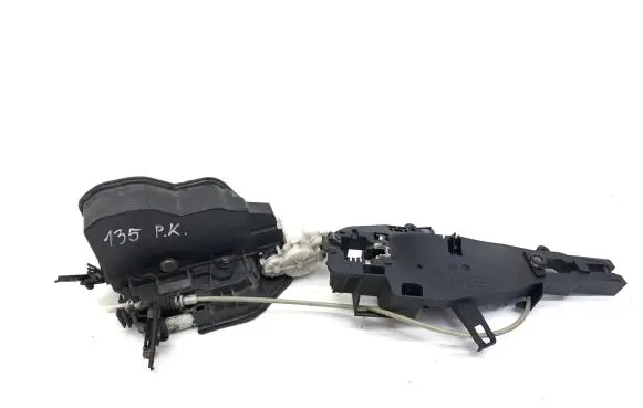 BMW X3 F25 Front door lock 7283627