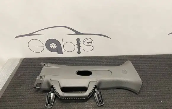 Dodge RAM (B) pillar trim (top) 6DQ06TRMAC 68312900AB