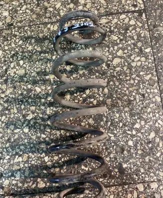 Volkswagen Golf Plus Rear coil spring